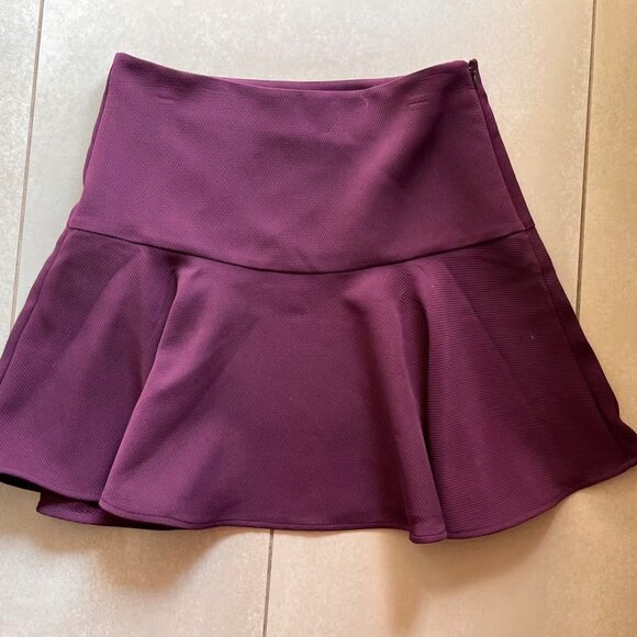 LOFT Dresses & Skirts - Ann Taylor LOFT Outlet Purple Burgandy A-line Flowy Tennis Style Mini Skirt Sz 8